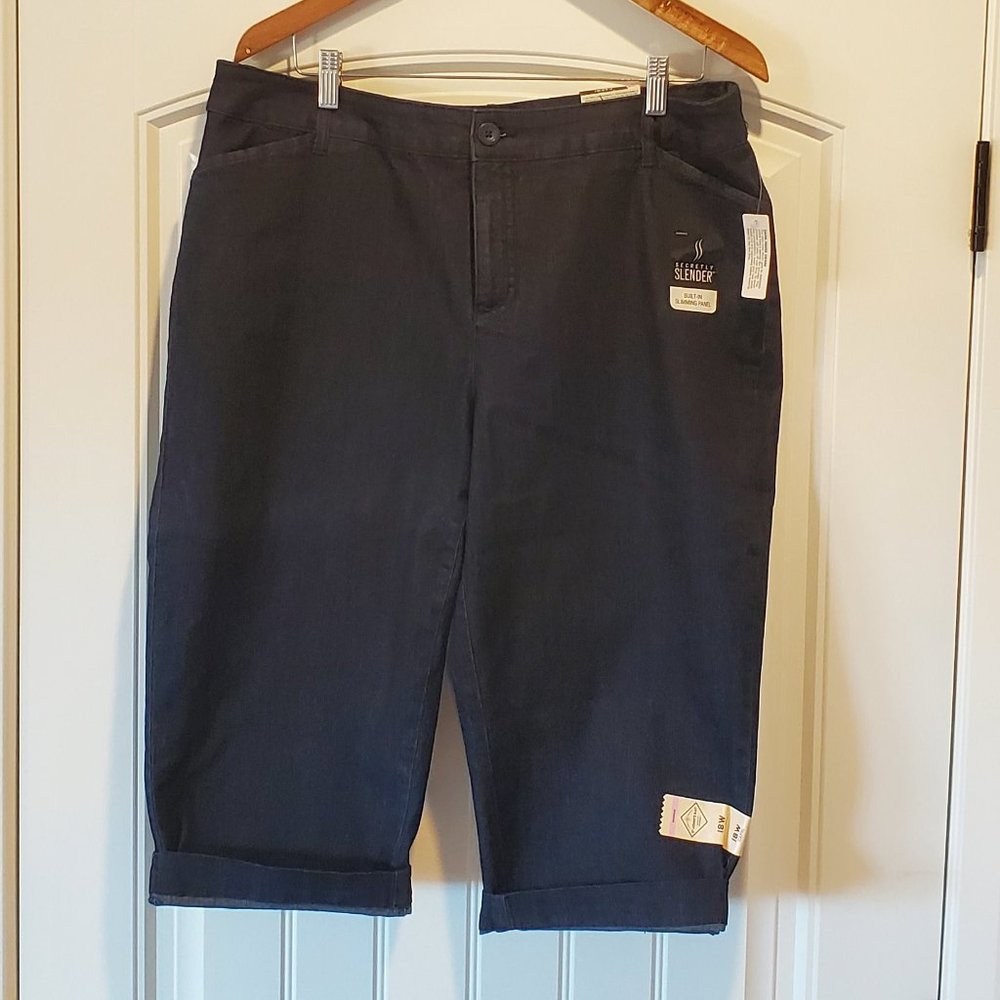 St Johns Bay, Size 18W Capri